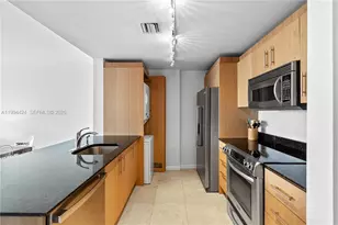 10275 Collins Ave, Bal Harbour, FL 33154 - Photo 13