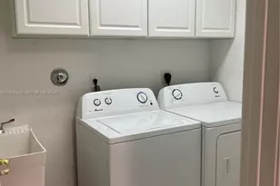 2928 Hidden Hills Rd, West Palm Beach, FL 33411 - Photo 5