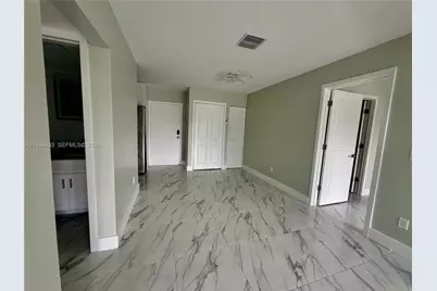 488 NE 18th Ave #103, Homestead, FL 33033 - Photo 15