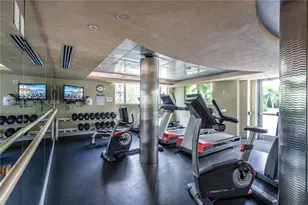 110 Washington Ave, Miami Beach, FL 33139 - Photo 29