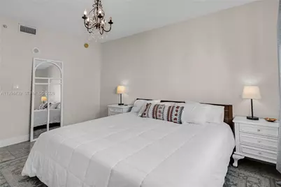 110 Washington Ave #1712, Miami Beach, FL 33139 - Photo 15