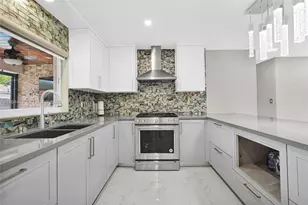 4225 SW 133rd Ct, Miami, FL 33175 - Photo 5