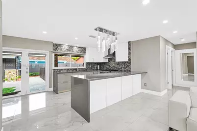 4225 SW 133rd Ct, Miami, FL 33175 - Photo 9