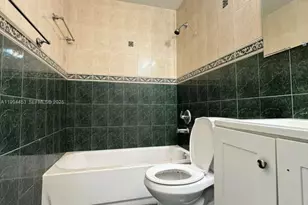 10000 NW 80th Ct, Hialeah Gardens, FL 33016 - Photo 7