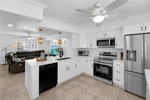 335 Virginia St, Hollywood, FL 33019 - Photo 7