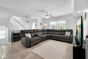 335 Virginia St, Hollywood, FL 33019 - Photo 5