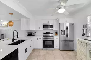 335 Virginia St, Hollywood, FL 33019 - Photo 9