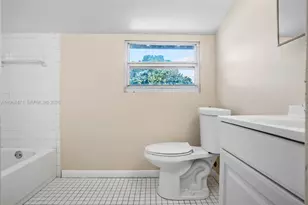 212 SW 11th St, Dania Beach, FL 33004 - Photo 29