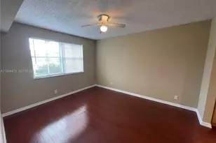 2829 N Course Dr, Pompano Beach, FL 33069 - Photo 13