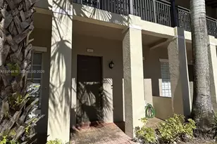 14623 SW 7th St, Pembroke Pines, FL 33027 - Photo 1