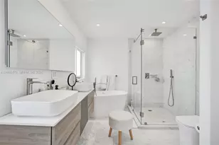 12478 N Bayshore Dr, North Miami, FL 33181 - Photo 29