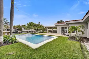 12478 N Bayshore Dr, North Miami, FL 33181 - Photo 57