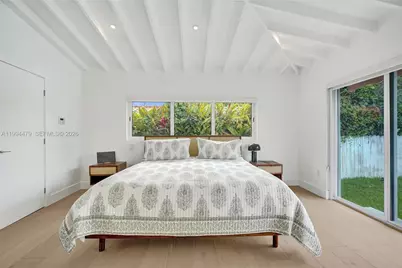 12478 N Bayshore Dr, North Miami, FL 33181 - Photo 25