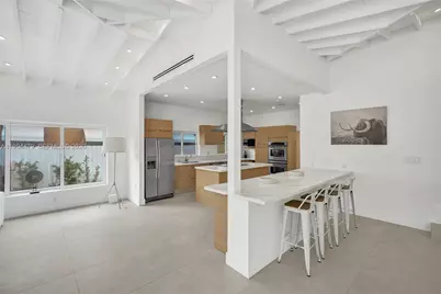 12478 N Bayshore Dr, North Miami, FL 33181 - Photo 45