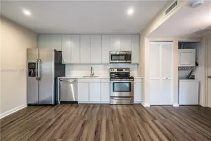 2400 NE 26th St, Fort Lauderdale, FL 33305 - Photo 7