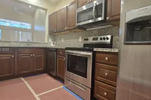 1078 SW 158th Way, Pembroke Pines, FL 33027 - Photo 5