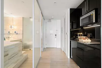 2201 Collins Ave #532, Miami Beach, FL 33139 - Photo 11