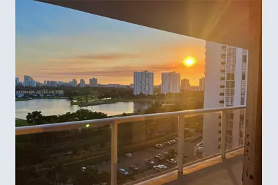 3701 N Country Club Dr #1505, Aventura, FL 33180 - Photo 25