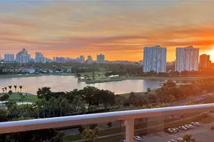 3701 N Country Club Dr, Aventura, FL 33180 - Photo 33