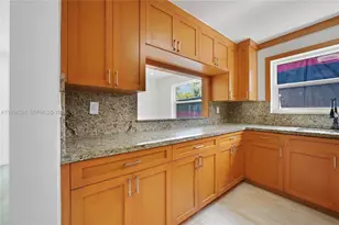 1239 SW 22nd Ave, Miami, FL 33135 - Photo 19