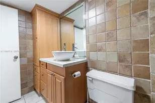 3180 S Ocean Dr, Hallandale Beach, FL 33009 - Photo 19