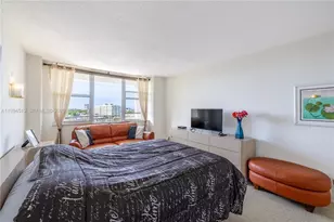 3180 S Ocean Dr, Hallandale Beach, FL 33009 - Photo 7