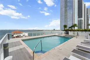 601 NE 27th St, Miami, FL 33137 - Photo 13