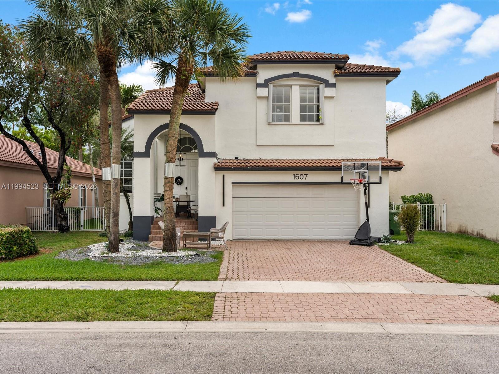 1607 SW 157th Ave main architectural view
