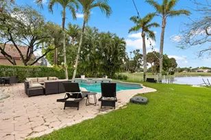 1607 SW 157th Ave, Pembroke Pines, FL 33027 - Photo 7