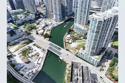 350 S Miami Ave #4110, Miami, FL 33130 - Photo 39