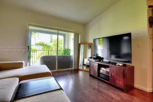 4440 NW 107th Ave, Doral, FL 33178 - Photo 5