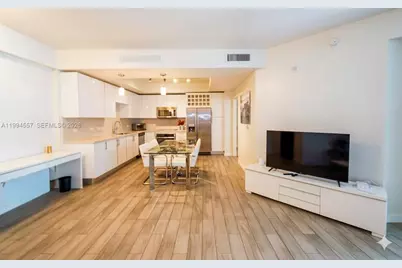 999 SW 1st Ave #2201, Miami, FL 33130 - Photo 7