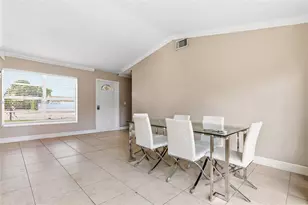 5730 NW 199th St, Hialeah, FL 33015 - Photo 5