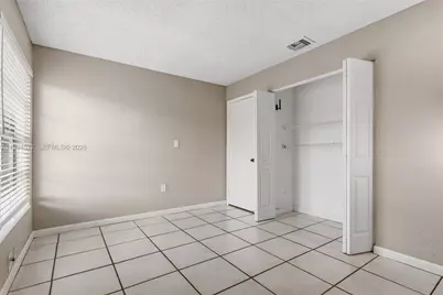 5730 NW 199th St, Hialeah, FL 33015 - Photo 23