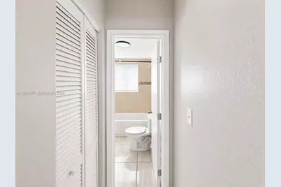 1920 Washington Ave #3, Opa-Locka, FL 33054 - Photo 7