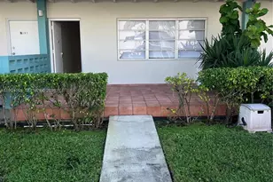 3923 NE 166th St, North Miami Beach, FL 33160 - Photo 3