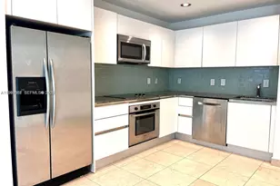 1060 Brickell Ave, Miami, FL 33131 - Photo 3