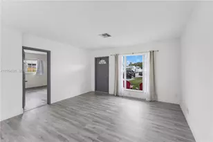 6820 Park St, Hollywood, FL 33024 - Photo 7