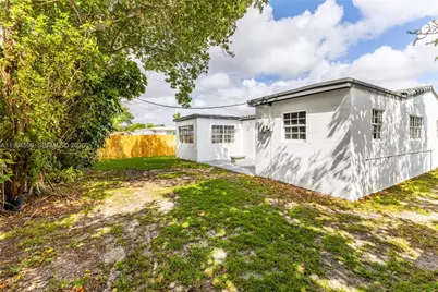 6820 Park St, Hollywood, FL 33024 - Photo 31
