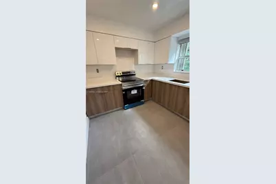 2430 NE 188th St #2436, Miami, FL 33180 - Photo 3