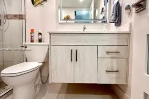 19201 Collins Ave, Sunny Isles Beach, FL 33160 - Photo 31