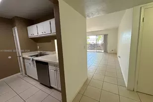 7483 SW 82nd St, Miami, FL 33143 - Photo 5