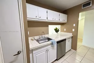 7483 SW 82nd St, Miami, FL 33143 - Photo 9