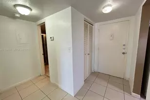 7483 SW 82nd St, Miami, FL 33143 - Photo 17