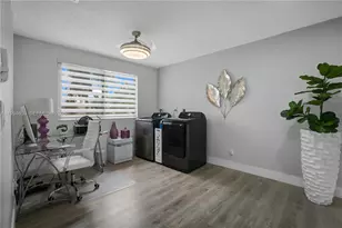 612 SW 179th Ave, Pembroke Pines, FL 33029 - Photo 33