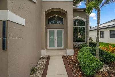 612 SW 179th Ave, Pembroke Pines, FL 33029 - Photo 5