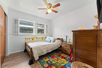 200 NW 33rd St, Oakland Park, FL 33309 - Photo 19