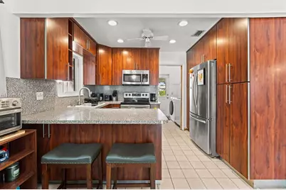 200 NW 33rd St, Oakland Park, FL 33309 - Photo 11