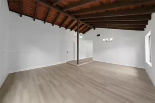 7201 NW 46th Ct, Lauderhill, FL 33319 - Photo 7