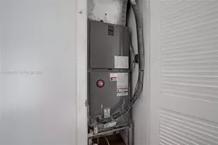 7201 NW 46th Ct, Lauderhill, FL 33319 - Photo 21